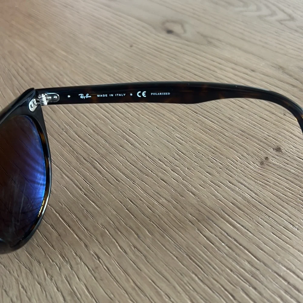 Ray-Ban Wayfarer Classic Sunglasses
